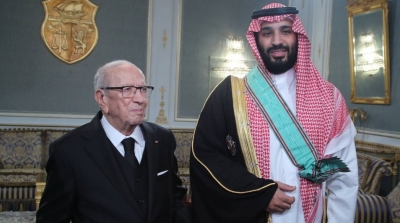 Essebsi décore MBS des insignes du grand cordon de la République