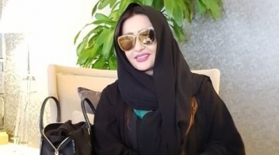لطيفة العرفاوي بالحجاب للمرة الاولى 