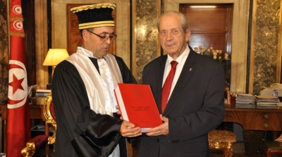 Mohamed Ennceur reçoit le rapport annuel de la Cour des comptes