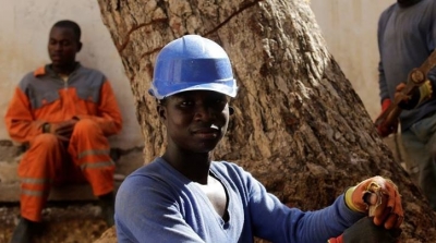 صفاقس : وفاة عامل إفريقي بسبب الإجهاد و إحتجازة في مكان العمل 