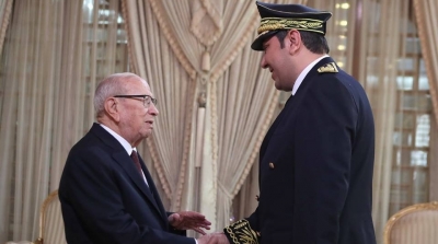 Le nouveau gouverneur de Tozeur prête serment