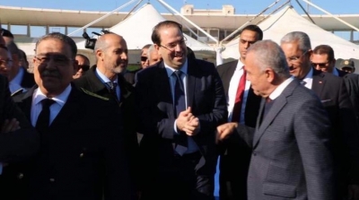 Chahed pose la première pierre de la piscine olympique de Sousse