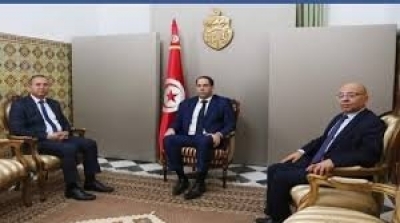 La charte d’éthique politique au centre d’une réunion présidée par Chahed