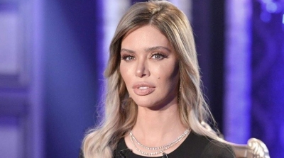 عائشة عثمان تضع مولودها الثاني في ميامي الأمريكية 
