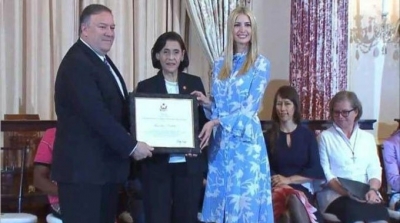 Raoudha Laabidi reçoit le prix 'Tip report hero award'