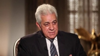 الأمن المصري يقتحم منزل رئيس تحرير جريدة و يقبض على ابنه