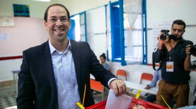 Chahed a accompli son devoir électoral à la Marsa ( Photos) 