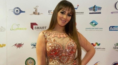 سناء يوسف تدخل عالم الغناء 