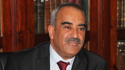 وزير المالية يعتدي بالعنف على أحد أعوان وزارته 