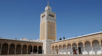 تزامنا مع صلاة الجمعة...تعقيم جامع الزيتونة وعدد من المساجد بالعاصمة