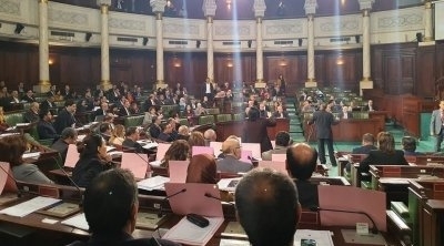 اتهمتها بتبييض الإرهاب...مشادة كلامية بين عبير موسي و سميرة الشواشي
