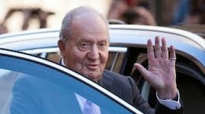 Soupçonné de corruption, l’ex-roi d’Espagne Juan Carlos s’exile
