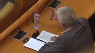 صافي سعيد : بأي حق يتم التجسس عليا وأنا حر في موقفي