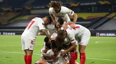 الدوري الأوروبي : إشبيلية يتأهل لمواجهة مانشستر يونايتد
