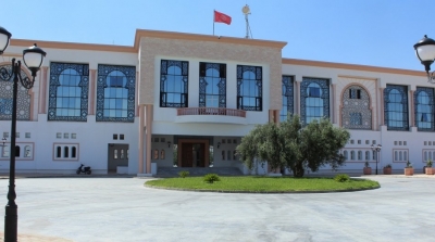 سيدي بوزيد : منع إقامة حفلات الاعراس و سحب الكراسي و الطاولات من المطاعم 