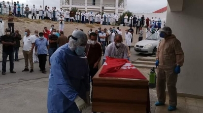 كورونا : 5 وفيات وأكثر من 900 إصابة في صفوف الإطارات الطبية