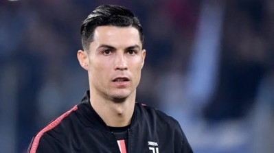 اصابة كريستيانو رونالدو بفيروس كورونا