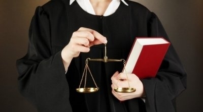 اليوم : المحامون في إضراب بكافة المحاكم (فيديو)