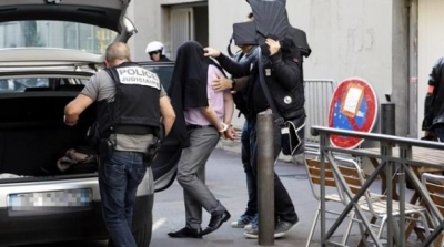 وزير الداخلية الفرنسي يأمر بطرد 231 أجنبيا بشبهة التطرف  