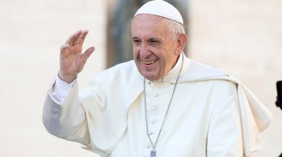 البابا فرانسيس : المثليين أبناء الرب و من حقهم تكوين عائلة 