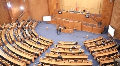 البرلمان يصادق على قرض بقيمة 161 مليون يورو من البنك الدولي للإنشاء