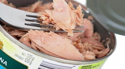 العاصمة : 6 أشهر سجنا للشاب بعد أكله لعلبتي ''تن'' داخل مغازة