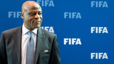 كونتساي أوماري يعوض أحمد أحمد