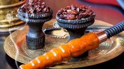 بن عروس : صنع المعسل من زيوت السيارات وفواضل الحيوانات بالكبارية