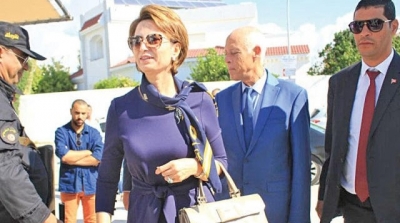 نواب يطالبون بتعزيز حضور زوجة قيس سعيد خلال تنقله دوليا