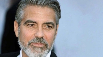 جورج كلوني يمنح أصدقاءه المقربين 14 مليون دولار نقدا