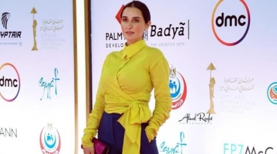 فاطمة ناصر تتألق في الـcolor blocking 