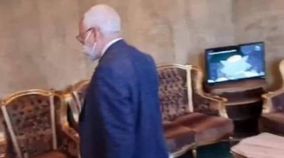 الغنوشي يشاهد الصور المتحركة خلال أحداث العنف بالبرلمان (صور)