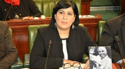 نائب من النهضة لعبير موسي : ''بلع فمك''