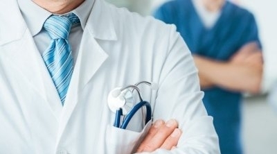اليوم : الأطباء وأطباء الأسنان والصيادلة الاستشفائيين الجامعيين في إضراب
