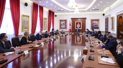 التحوير الوزاري : هشام المشيشي يجتمع بأساتذة القانون الدستوري بالقصبة