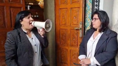 عبير موسي تحتج مجددا بمكبرات الصوت في البرلمان (فيديو)