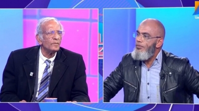 مشادة كلامية بين يوسف الصديق و محمد الهنتاتي (فيديو)