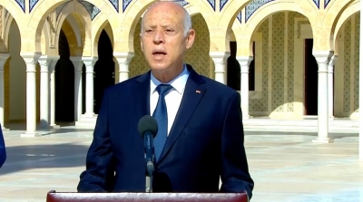 قيس سعيد : من يمني نفسه بوضع المحكمة الدستورية فهو يجري وراء السراب