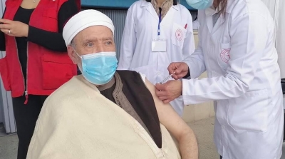 Le Mufti Othman Battikh se fait vacciner