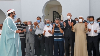 Kaïs Saïed assiste aux obsèques de Ahmed Mestiri