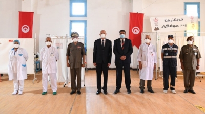 رئيس الجمهورية : أصبروا و اللقاح سيأتيكم إلى منازلكم (فيديو)