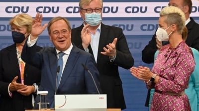 Les sociaux-démocrates du SPD devant le CDU/CSU de Merkel