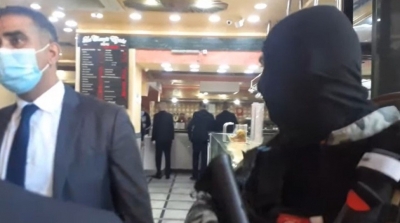 Saïed prend un café à l’avenue Habib Bourguiba à Tunis ( vidéo) 